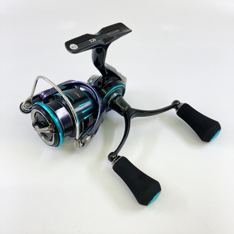 DAIWA 23 EMERALDAS RX LT 2500-XH-DH