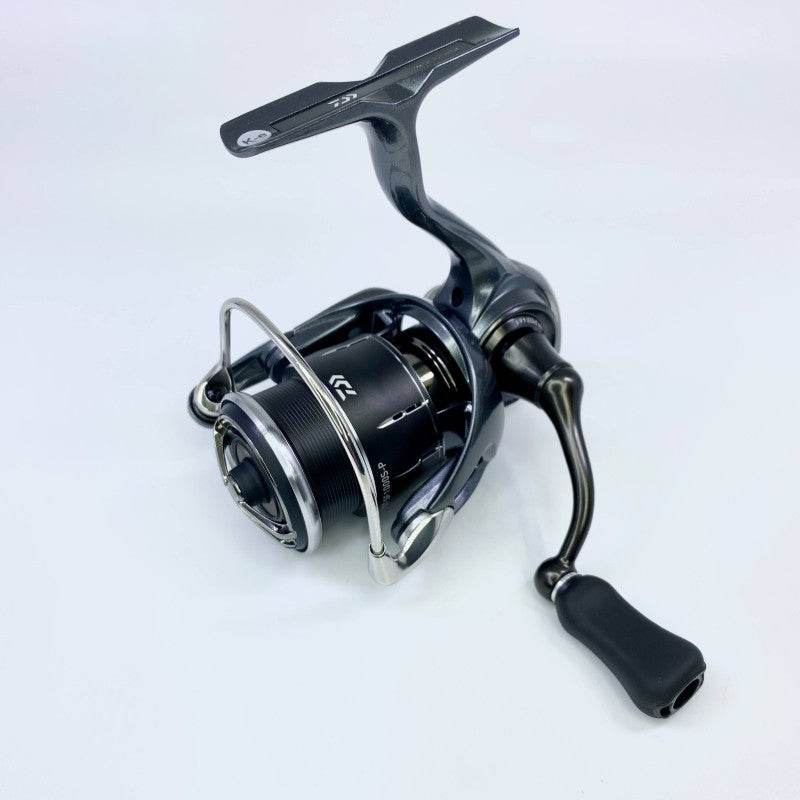 DAIWA 24 LUVIAS ST SF 1000S-P - Britannic Trade