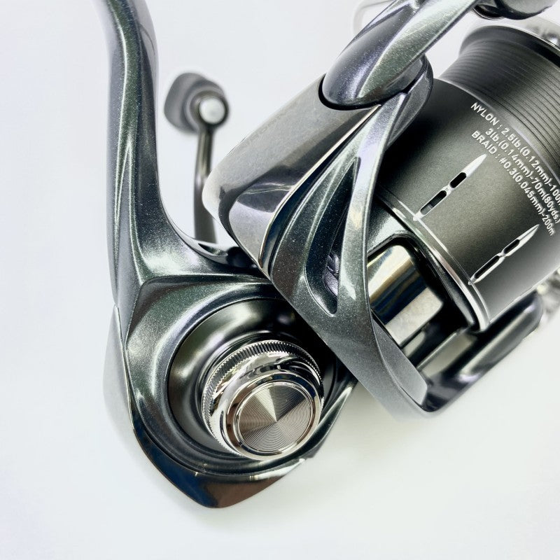 DAIWA 24 LUVIAS ST SF 1000S-P fishing reel — photo 2