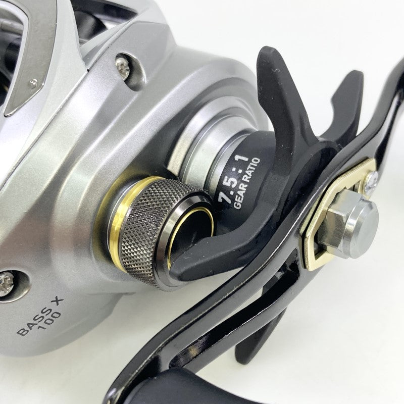 DAIWA 24 BASS X 100H RIGHT fishing reel — photo 3