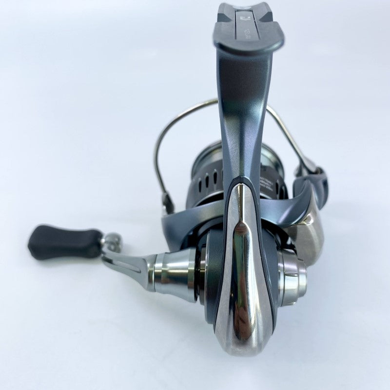 DAIWA 24 AIRITY ST SF 2000SS-H fishing reel — photo 3