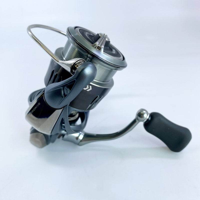 DAIWA 24 AIRITY ST SF 2500SS-H-QD - Britannic Trade