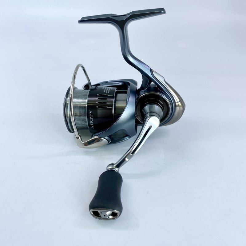DAIWA 24 AIRITY ST LT2000S-P fishing reel
