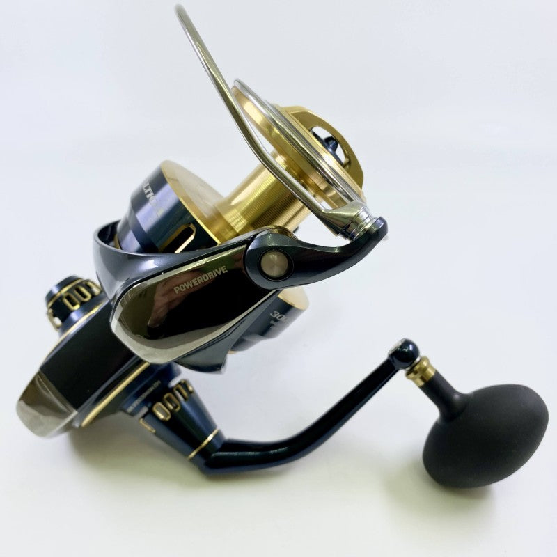 DAIWA SALTIGA 25 SALTIGA 30000-P