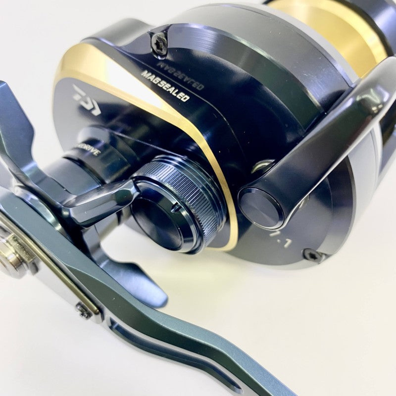 DAIWA SALTIGA 10 25 SALTIGA 10HL LEFT