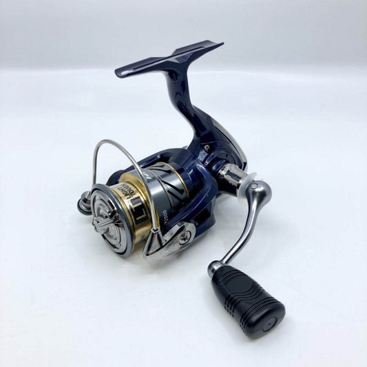 DAIWA 20 CREST LT 2000 - Britannic Trade