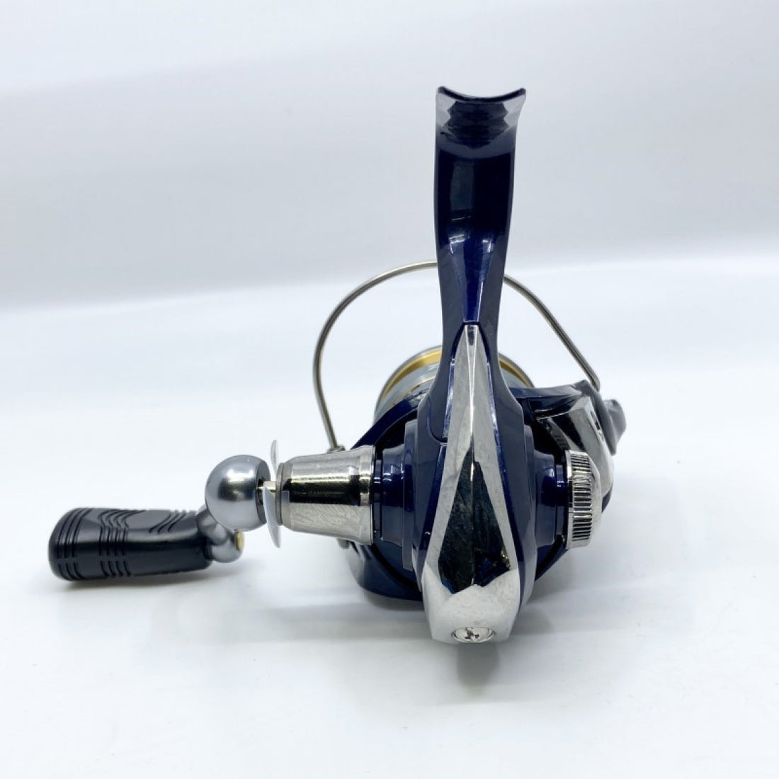 DAIWA CREST 20 CREST LT 2000 fishing reel — photo 3