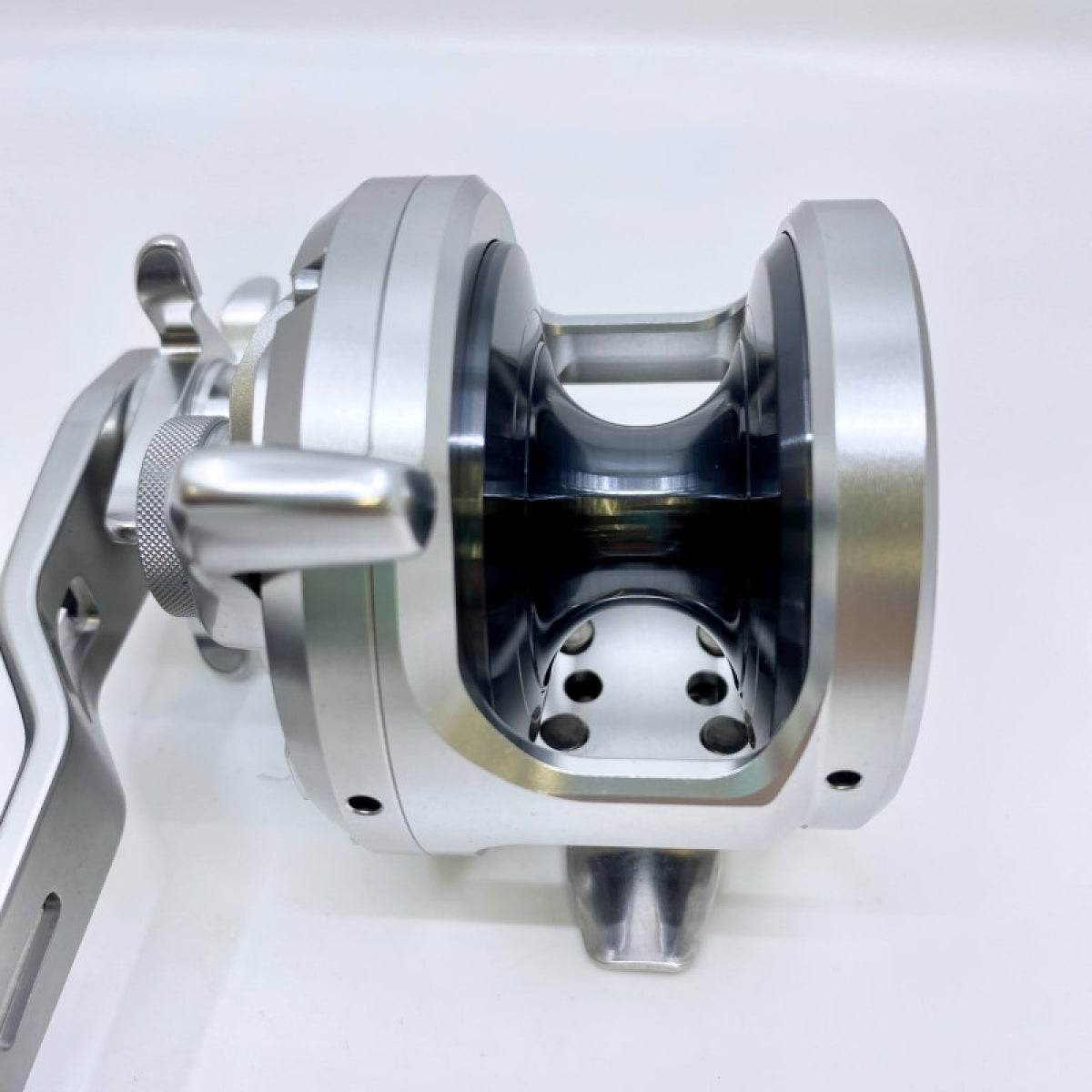 SHIMANO 17 OCEA JIGGER 2001NR-HG - Britannic Trade