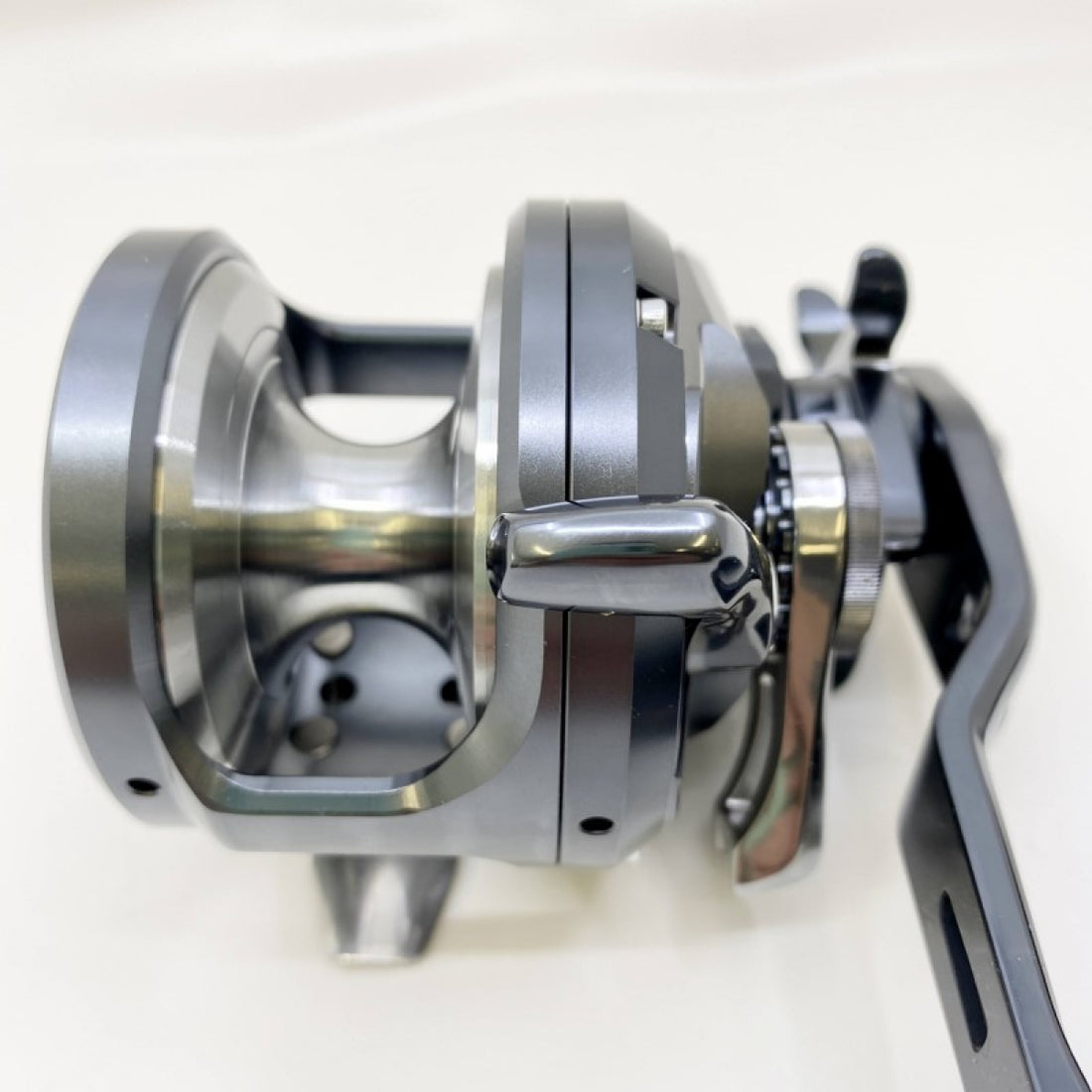 SHIMANO OCEA JIGGER F CUSTOM 19 OCEA JIGGER FC 2000NRHG RIGHT fishing reel
