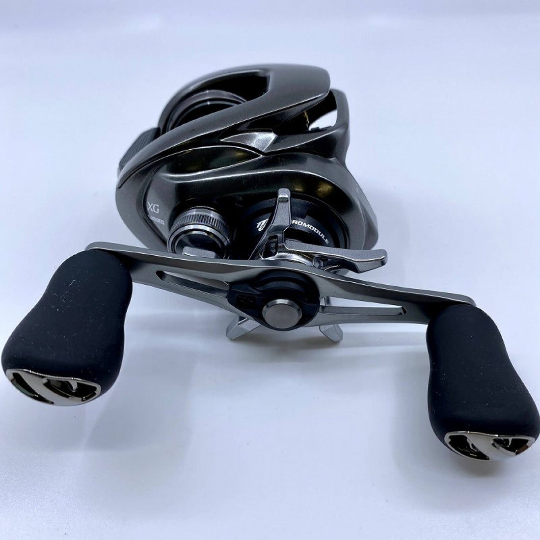 SHIMANO 20 METANIUM XG RIGHT fishing reel — photo 2