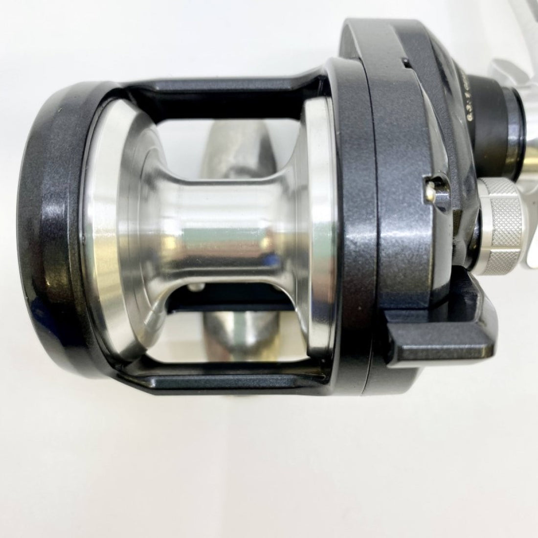 SHIMANO 20 TORIUM 1500HG RIGHT