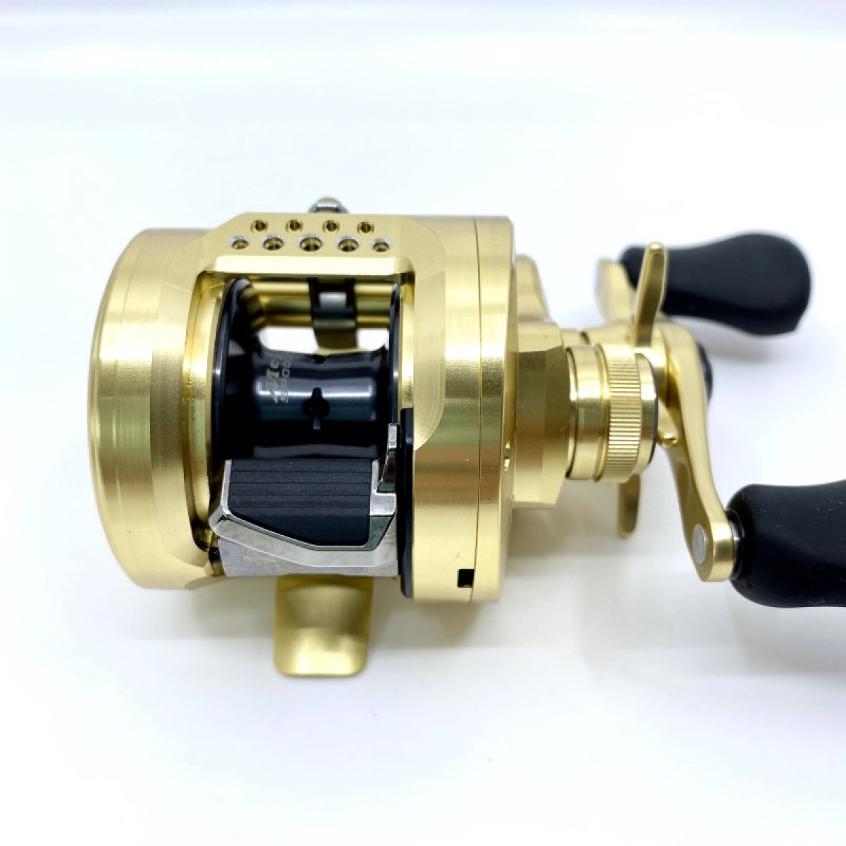 SHIMANO 21 CALCUTTA CONQUEST 200HG RIGHT