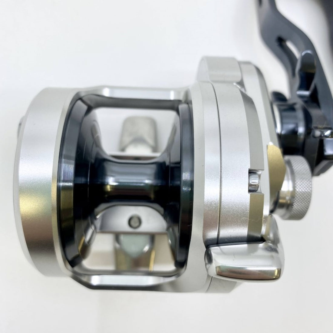 SHIMANO 21 OCEA JIGGER 1500XG RIGHT