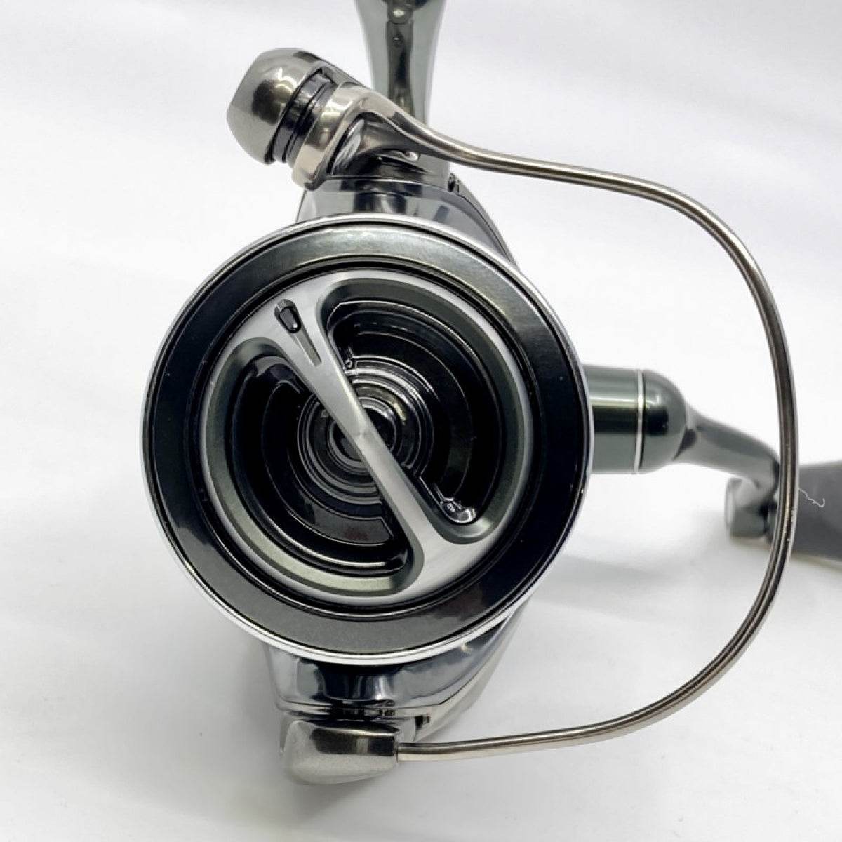 SHIMANO 22 STELLA C2500SXG - Britannic Trade