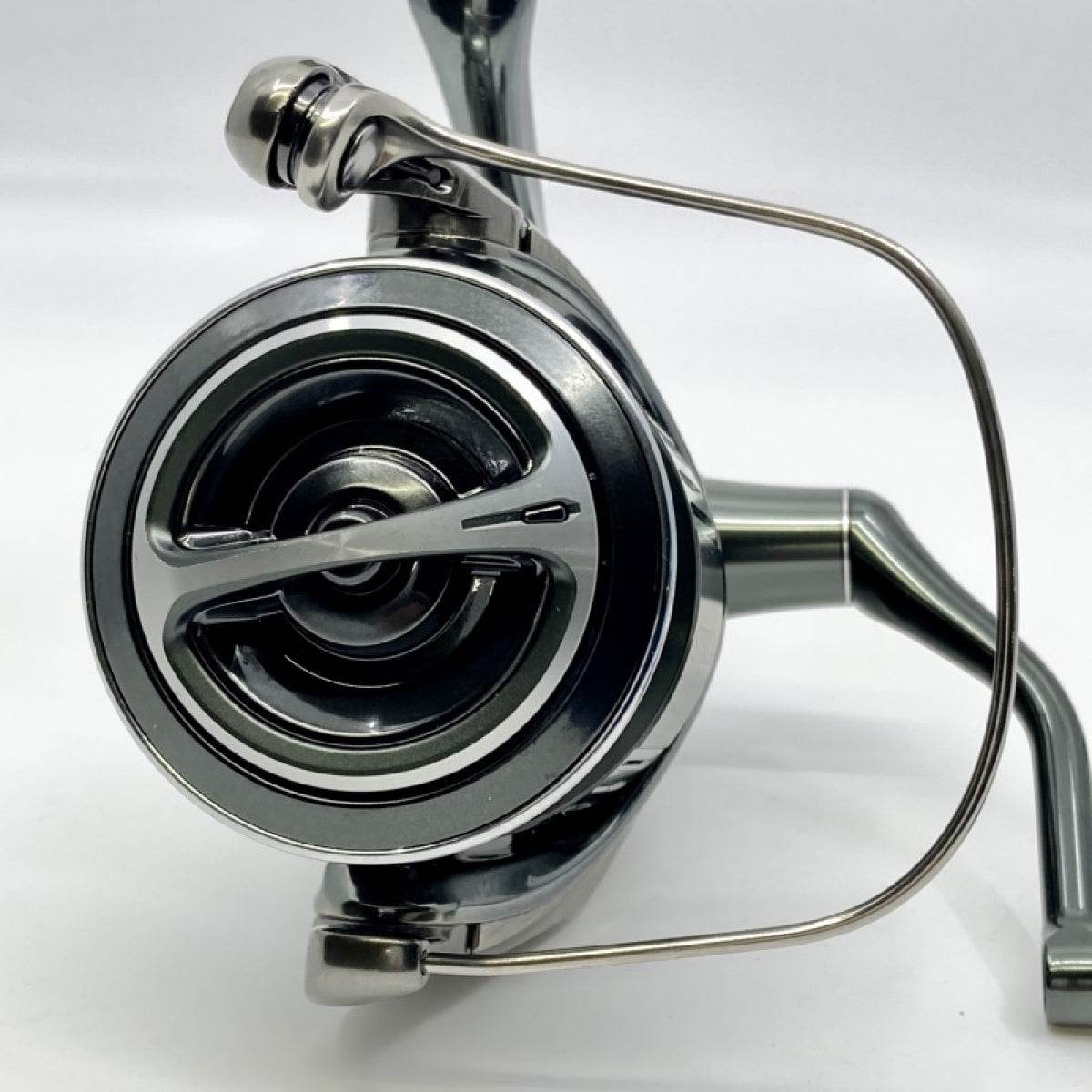 SHIMANO 22 STELLA 4000MHG - Britannic Trade