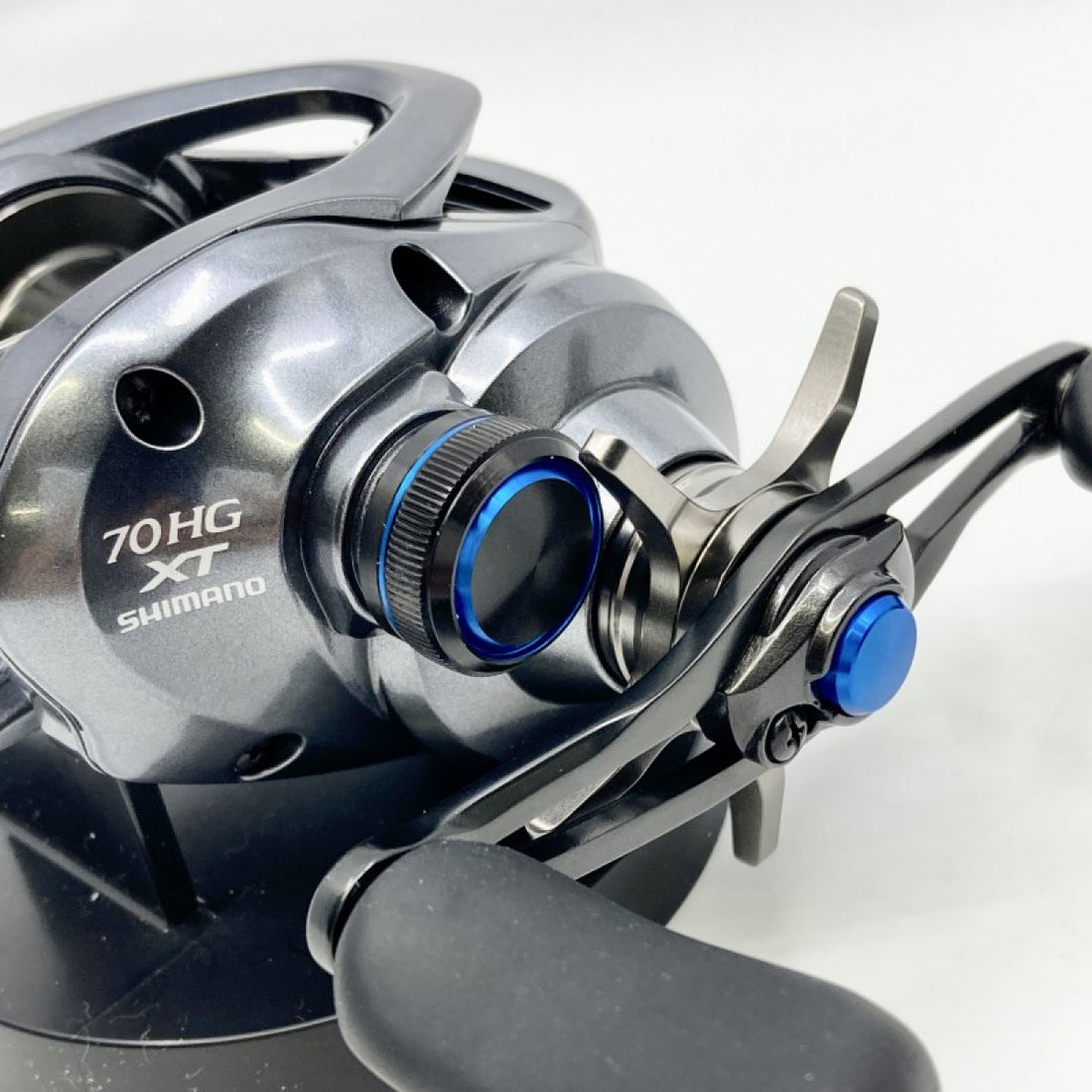 SHIMANO 22 SLX DC XT 70HG RIGHT fishing reel — photo 3