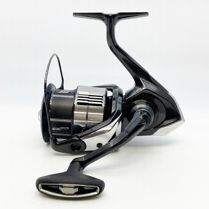 SHIMANO 23 VANQUISH 4000MHG fishing reel