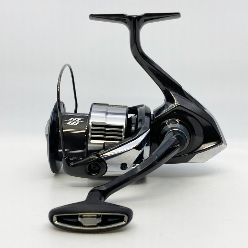 SHIMANO 23 VANQUISH 4000XG fishing reel