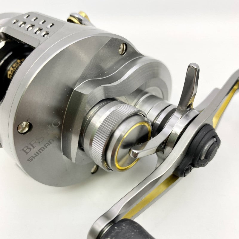 SHIMANO 23 CALCUTTA CONQUEST BFS HG RIGHT fishing reel — photo 3