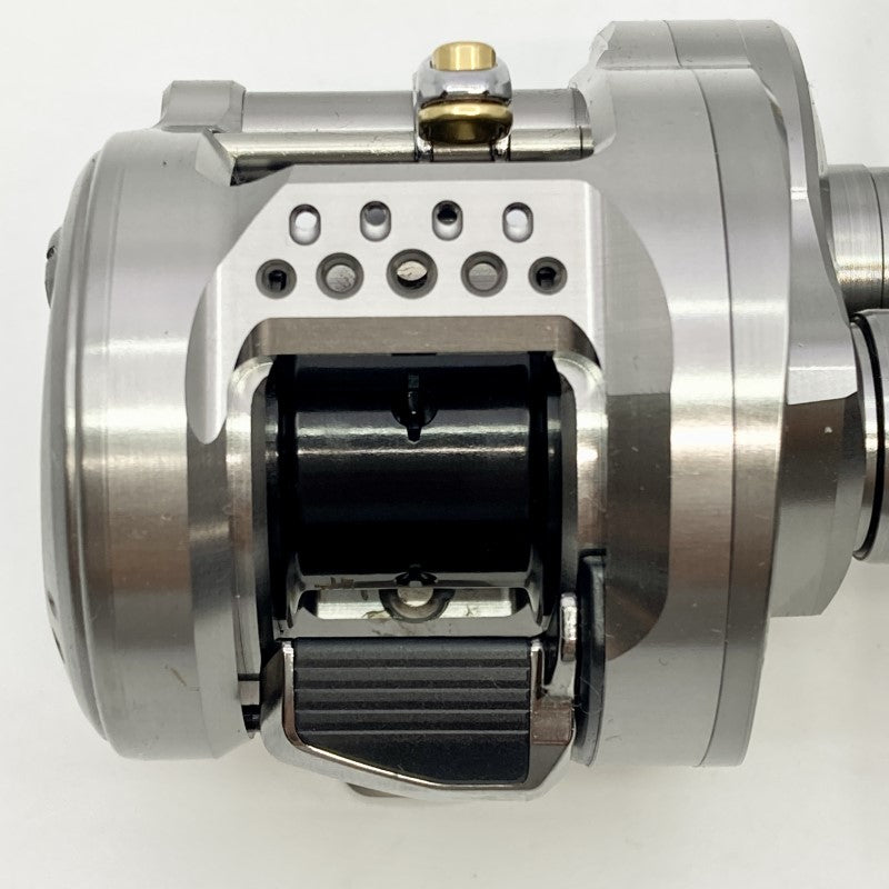 SHIMANO 23 CALCUTTA CONQUEST BFS XG RIGHT