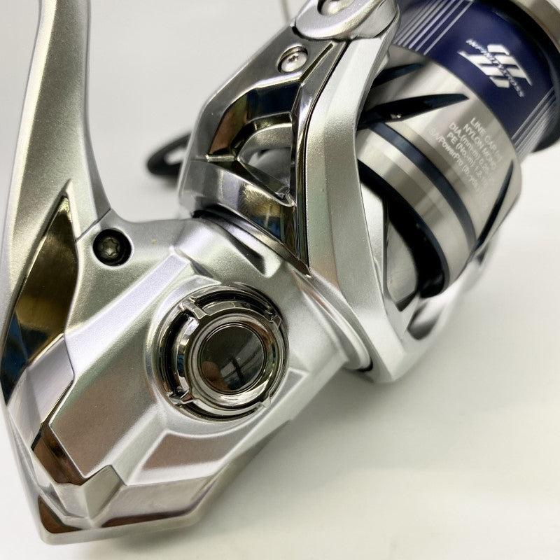 SHIMANO STRADIC 23 STRADIC 3000MHG fishing reel — photo 2