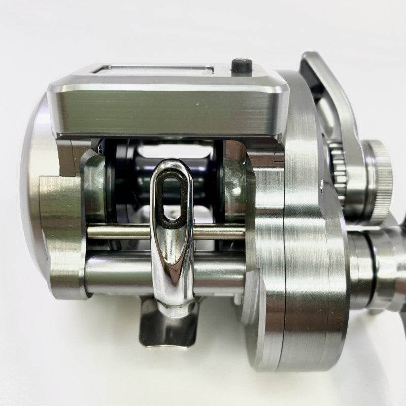 SHIMANO 24 OCEA CONQUEST CT 301MG - Britannic Trade