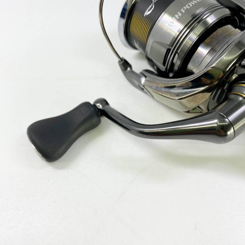 SHIMANO 24 TWINPOWER 2500SHG - Britannic Trade
