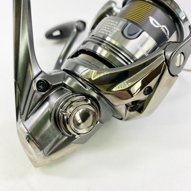 SHIMANO 24 TWINPOWER C3000MHG fishing reel — photo 2
