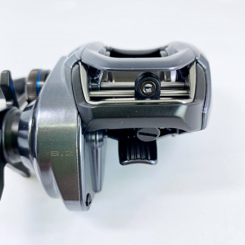 SHIMANO 24 SLX 70XG RIGHT