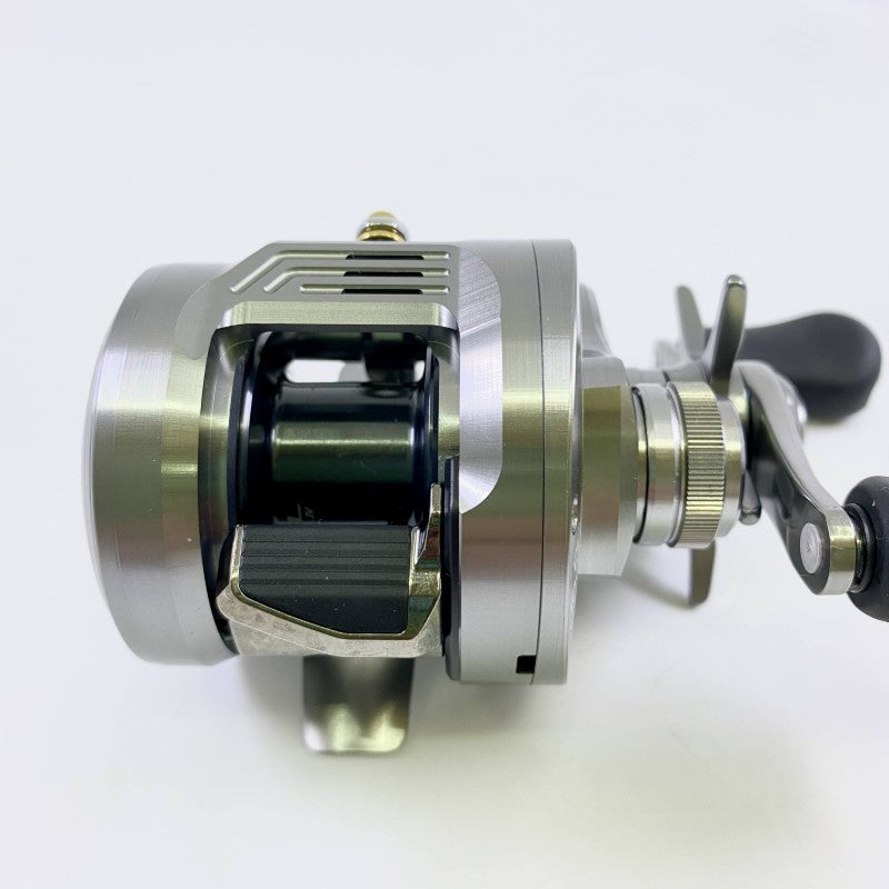 SHIMANO 26 CALCUTTA CONQUEST DC 100MG RIGHT