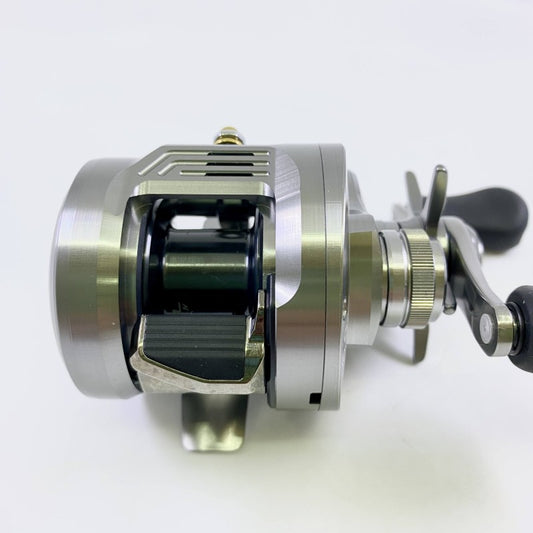 SHIMANO 26 CALCUTTA CONQUEST DC 100MG RIGHT