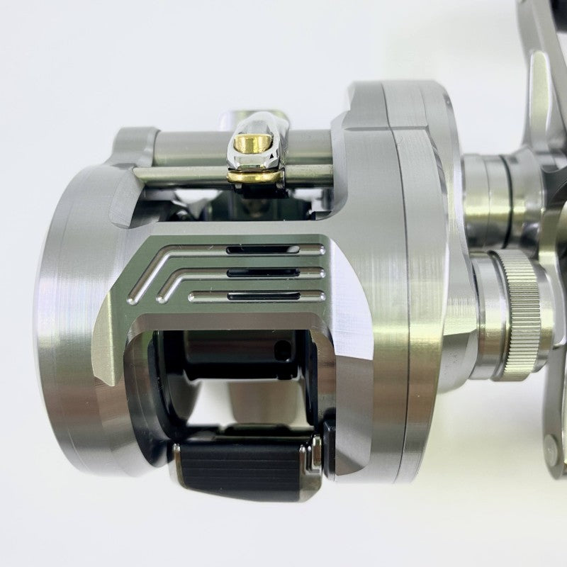 SHIMANO 26 CALCUTTA CONQUEST DC 100HG RIGHT