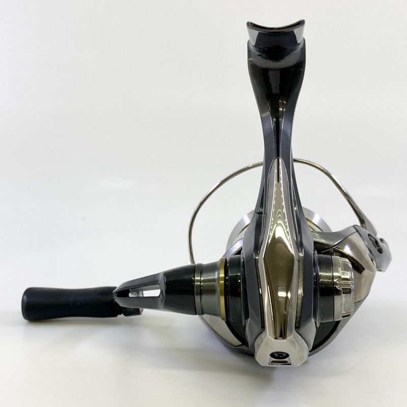 SHIMANO 25 SOARE XR 500SPG fishing reel — photo 3