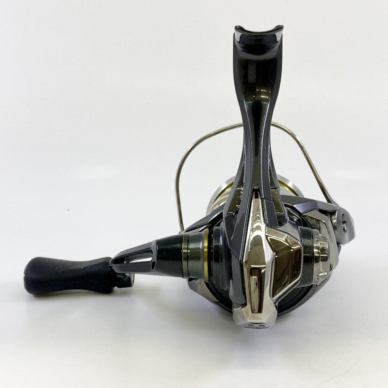 SHIMANO 25 SOARE XR C2000SSHG fishing reel — photo 3